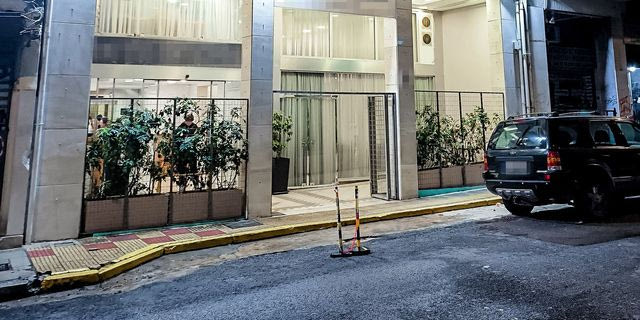 Τραγωδία στα Εξάρχεια: Ερωτήματα για τον 15χρονο μαθητή που έπεσε από μπαλκόνι ξενοδοχείου