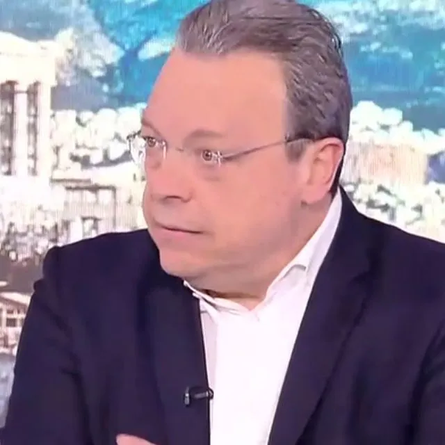 Φάμελλος: “Από όπου και να πιάσεις αυτή τη διεφθαρμένη κυβέρνηση, λερώνεσαι”