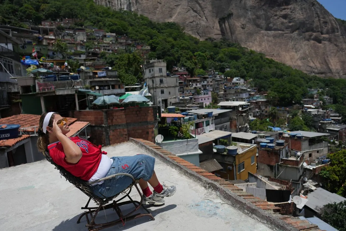 Βραζιλία: Πώς μια ταράτσα σε φαβέλα του Ρίο έγινε viral τουριστικός προορισμός