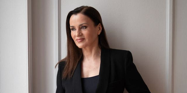 H Καρυοφύλλια Καραμπέτη