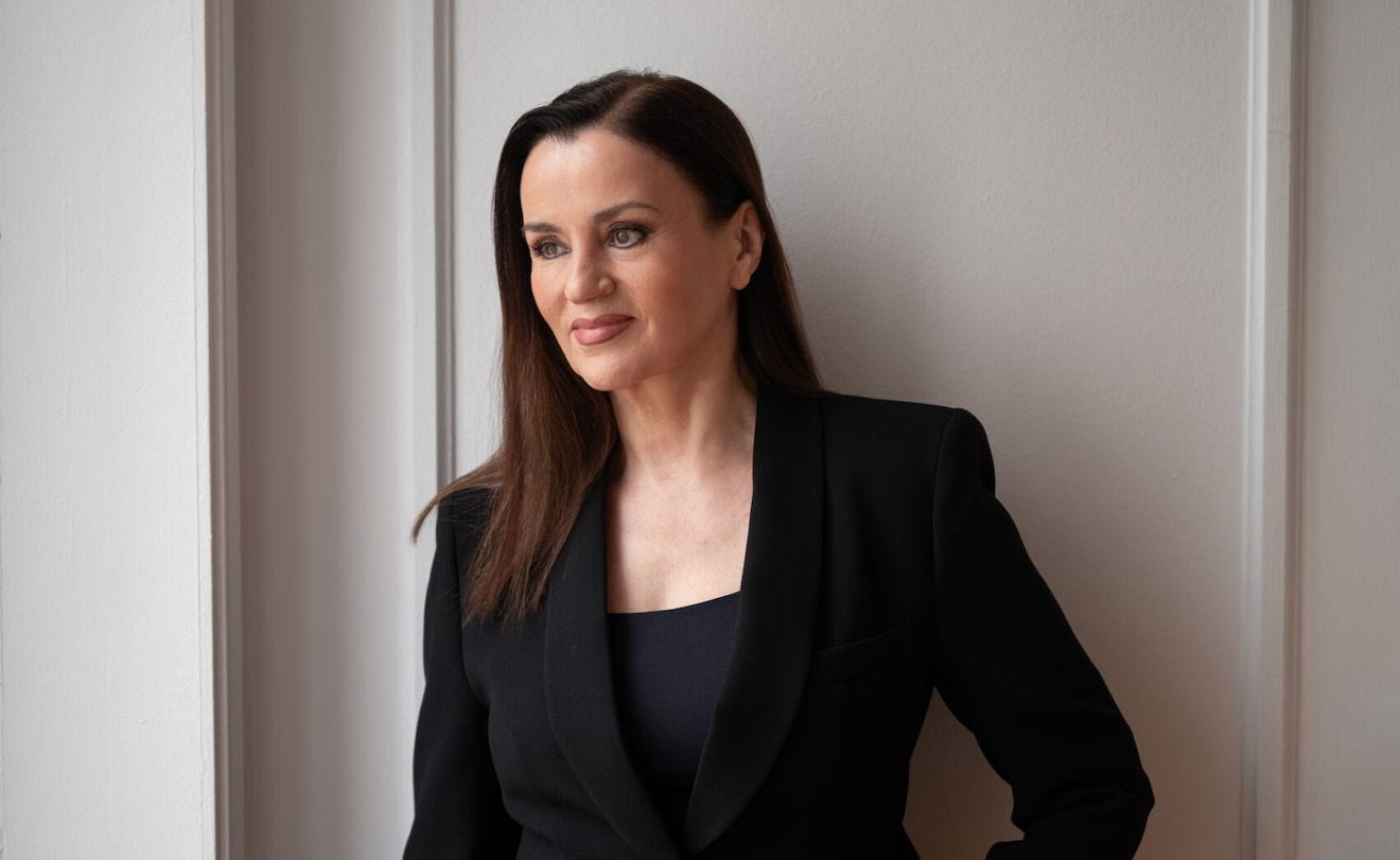 H Καρυοφύλλια Καραμπέτη