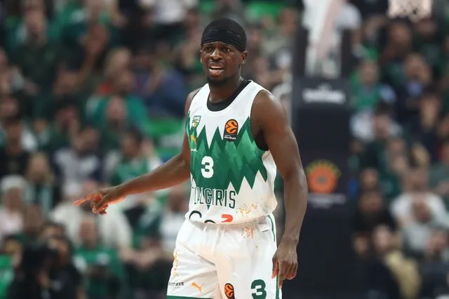 Ζάλγκιρις – Ρεάλ 87-85: Θρίαμβος με Φρανσίσκο και όλα για την εξάδα οι Λιθουανοί