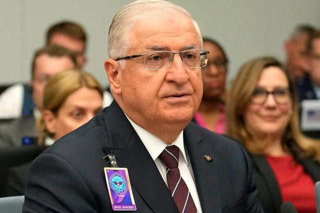 O Τούρκος υπουργός Άμυνας Γιασάρ Γκιουλέρ