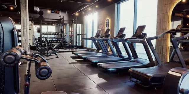 Θεσσαλονίκη: Ελεύθερος με όρους ο 35χρονος bodybuilder που συνελήφθη για εμπόριο αναβολικών