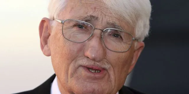 Πέθανε ο επιδραστικός Γερμανός φιλόσοφος Γιούργκεν Χάμπερμας