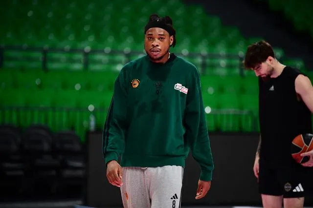 Τέλος ο Χολμς από τον Παναθηναϊκό AKTOR