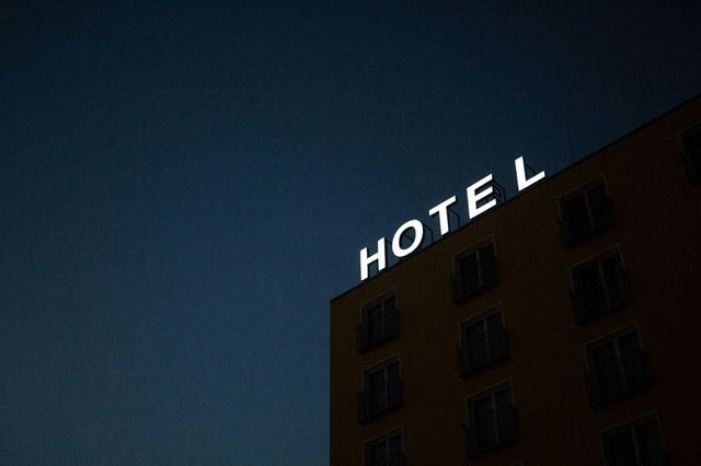 Η SWOT Hospitality σε στρατηγική συνεργασία με την Alpha Bank στο advisory νέων ξενοδοχειακών σχημάτων