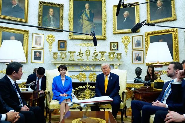 Το "αστείο" Τραμπ για το Περλ Χάρμπορ που έφερε.. σιωπή στο Οβάλ Γραφείο