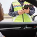 Παλλήνη: Συνελήφθη 55χρονος μετά από τροχαίο – Οδηγούσε μεθυσμένος με τα παιδιά του στο όχημα