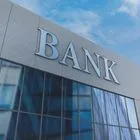 Τράπεζες: Τα “μαξιλάρια” που κρατούν όρθια τα δάνεια