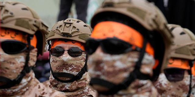 Μέλη της παραστρατιωτικής οργάνωσης Μπασίτζ