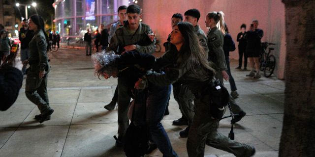 Πυραυλικά πλήγματα του Ιράν στο Ισραήλ – 14 τραυματίες
