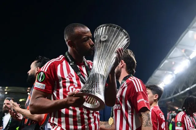 Ολυμπιακός: Συμφωνία με τον Ελ Κααμπί για νέο συμβόλαιο