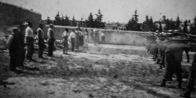 Οι 200 της Καισαριανής: Το συγκλονιστικό ντοκουμέντο της εκτέλεσης