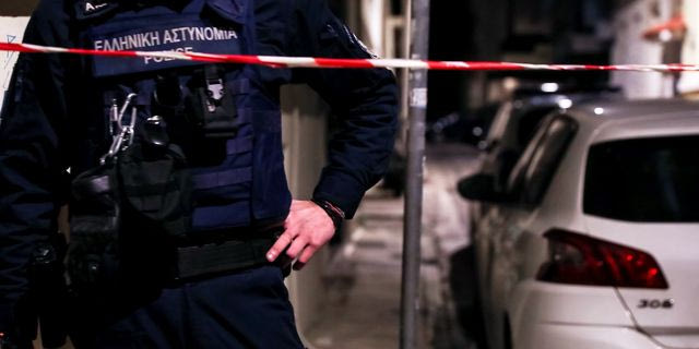 Νεκρή εντοπίστηκε έγκυος γυναίκα στον Κολωνό μέσα στο σπίτι της