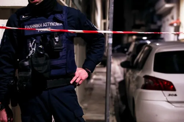 Νεκρή εντοπίστηκε έγκυος γυναίκα στον Κολωνό μέσα στο σπίτι της