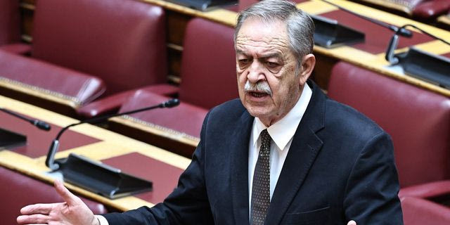 ΠΑΣΟΚ: Προτείνει τον Πάρι Κουκουλόπουλο για αντιπρόεδρο της Βουλής