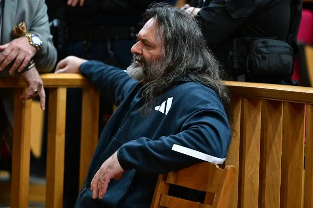 Ο Γιαννης Λαγός στη δίκη της Χρυσής Αυγής