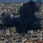 Εκρήξεις και μαύρος καπνός στα νότια προάστια της Βηρυτού