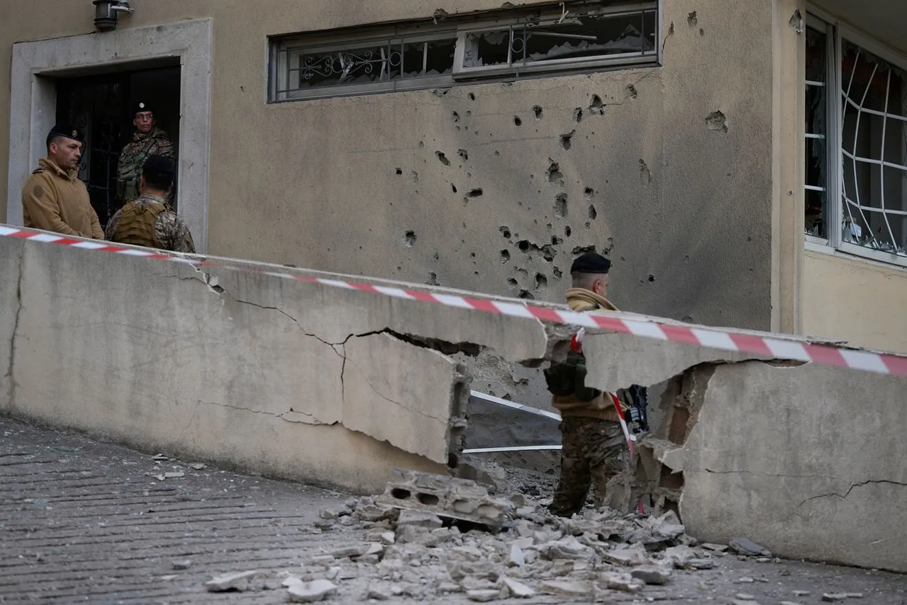 Λίβανος: Η Χεζμπολάχ αναστέλλει τις επιθέσεις στο Ισραήλ αλλά τα χτυπήματα του IDF συνεχίζονται