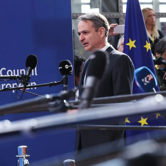 Μητσοτάκης από Σύνοδο: Ενεργοποίηση της ευρωπαϊκής άμυνας 