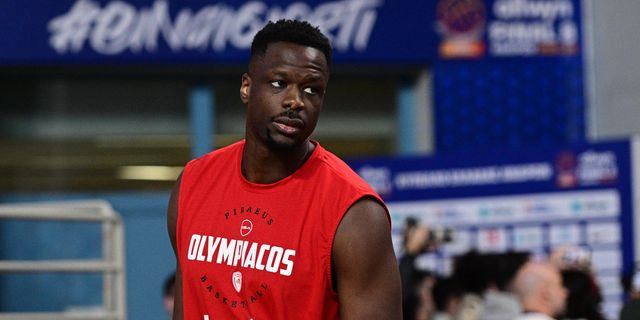 Ο Μουσταφά Φαλ