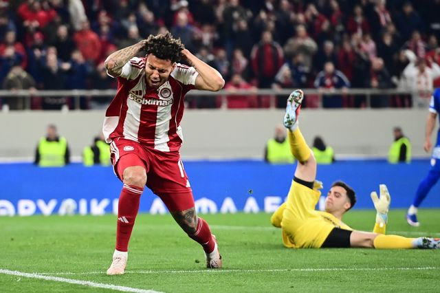 Ολυμπιακός – ΑΕΛ Novibet 0-0: Οι ερυθρόλευκοι δεν βρήκαν λύσεις και έμειναν δεύτεροι