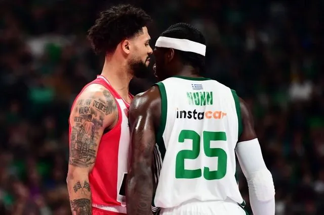 Παναθηναϊκός – Ολυμπιακός: Τι γράφει το φύλλο αγώνα για τις αποβολές Ναν και Ντόρσεϊ