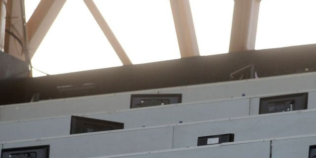 Άδεια δημοσιογραφικά θεωρεία