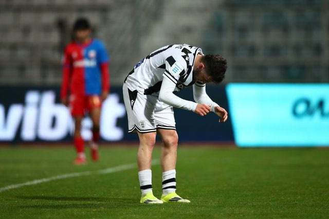 Βόλος – ΠΑΟΚ 2-1: Ο Ουρτάδο σόκαρε τον Δικέφαλο στο 95′ και τον έριξε τρίτο