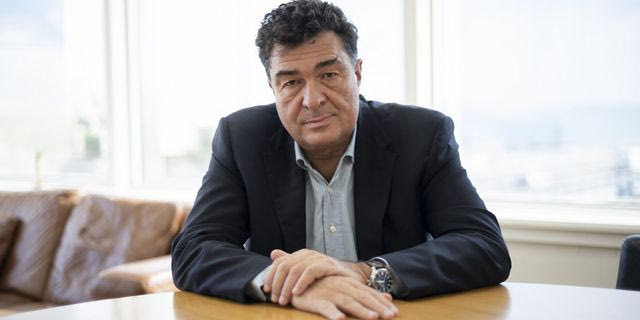 Ναι, ο Κουφοντίνας πρέπει να μπορεί να μιλάει…