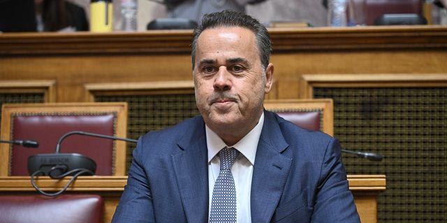 Παπασταύρου: Τα 10+1 οφέλη από τις συμβάσεις με την Κοινοπραξία Chevron και HELLENiQ Energy