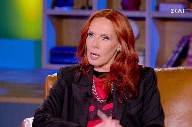 Εβελίνα Παπούλια: “Με την Τατιάνα Στεφανίδου δεν κάνω πια παρέα”