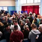 Στιγμιότυπο από τις εσωκομματικές εκλογές του ΠΑΣΟΚ-Κινήματος Αλλαγής για την ανάδειξη 4.000 συνέδρων