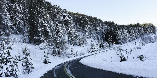 Χιονισμένο τοπίο στη Σμίξη Γρεβενών