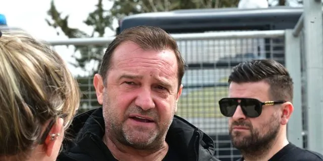 Πλακιάς: Πριν από τρία χρόνια μπάζωσαν τα παιδιά μας, σήμερα μπάζωσαν κι εμάς