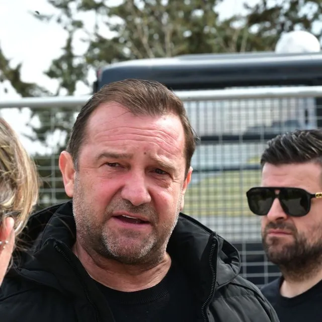 Πλακιάς: Πριν από τρία χρόνια μπάζωσαν τα παιδιά μας, σήμερα μπάζωσαν κι εμάς