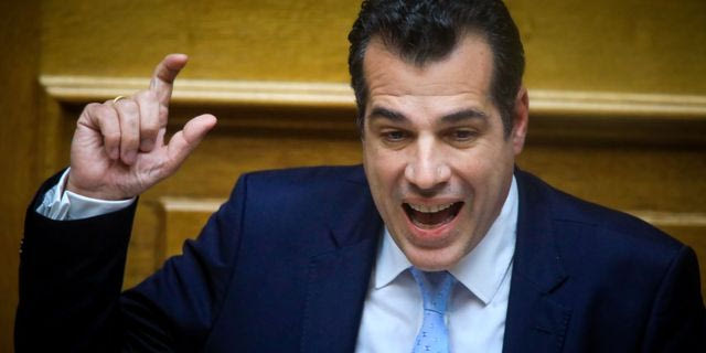 Ο Πλεύρης και η ακροδεξιά Λερναία Ύδρα της Ν.Δ