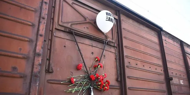 Σιωπηλή πορεία μνήμης για τα θύματα του Ολοκαυτώματος με τίτλο "Ποτέ ξανά, Θεσσαλονίκη - Αούσβιτς - 83 χρόνια από την αναχώρηση του πρώτου συρμού".