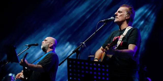 Οι ΠΥΞ ΛΑΞ επιστρέφουν στο Δημοτικό Θέατρο Λυκαβηττού