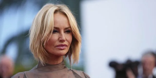 Αντριάνα Σκλεναρίκοβα: Κατηγορεί τον πρώην σύζυγό της για κακοποίηση και εκβιασμό