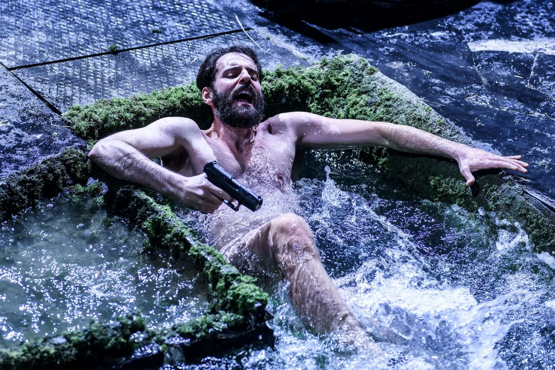 «Σωσμένος» του Έντουαρντ Μποντ