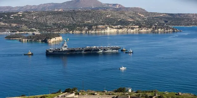 Προσοχή συνιστά η κυβέρνηση στον Κουτσούμπα για τη Σούδα