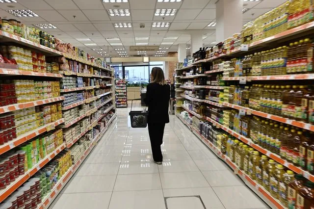 ΙΕΛΚΑ: Σε ποια προϊόντα των σούπερ μάρκετ εντοπίζονται οι μεγαλύτερες αυξήσεις