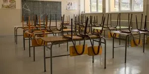 Άδεια σχολική αίθουσα