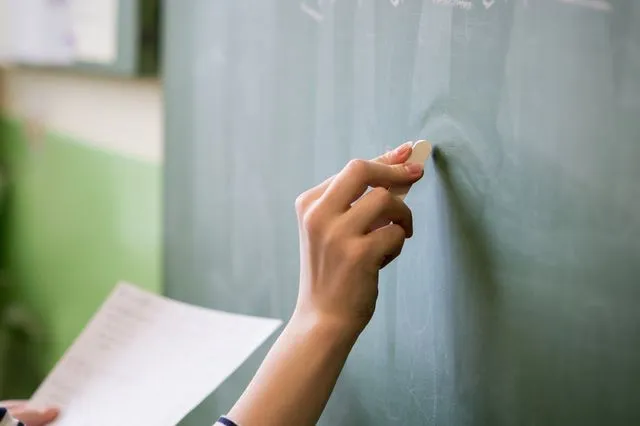 Θάνατος εκπαιδευτικού: Εισαγγελική έρευνα μετά τις καταγγελίες για εκφοβισμό