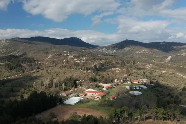 Πέντε επενδυτικά σχήματα στον διαγωνισμό για την αξιοποίηση του Τατοΐου