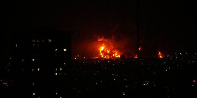 Φλόγες μετά από χτύπημα σε διυλιστήριο στην Τεχεράνη