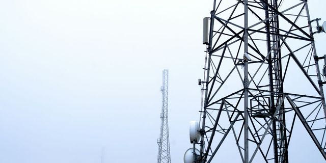 Η COSMOTE TELEKOM διευκολύνει την επικοινωνία των συνδρομητών της στη Μέση Ανατολή