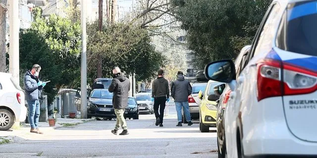 Από το σημείο της δολοφονίας του 20χρονου στην Καλαμαριά